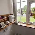 Benown House B&B Frühstückspension 3*