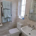Benown House B&B Glassan